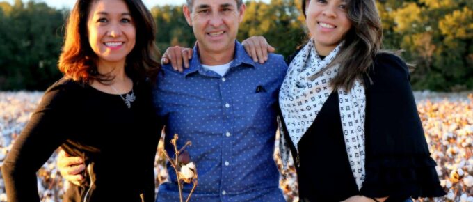 Ed, Ana & Cristi 's vision is to fulfill God's vision to Declare His Glory among the nations, His marvelous works among all the peoples!